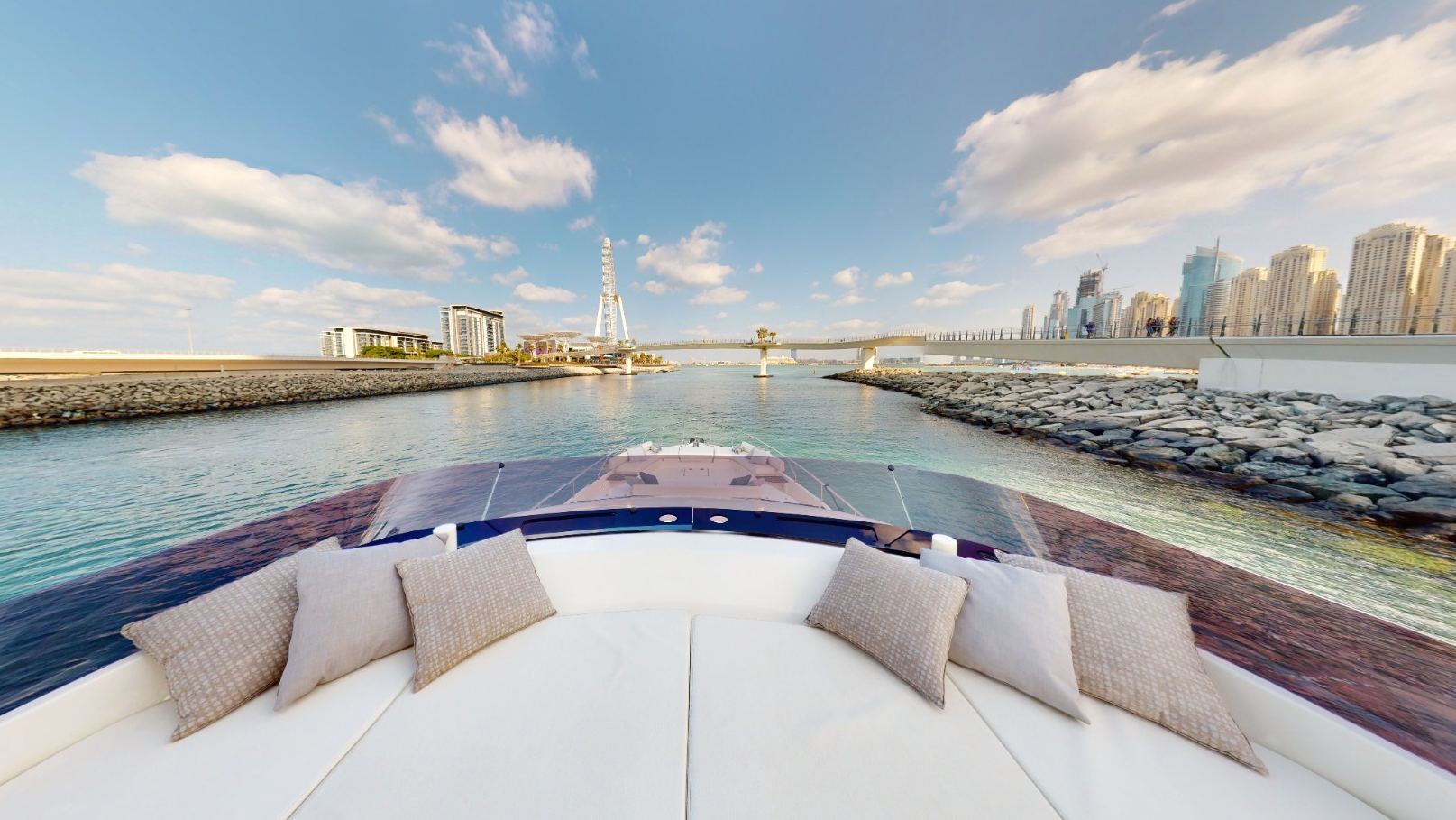 Photo 11 of Ferretti 67 ft