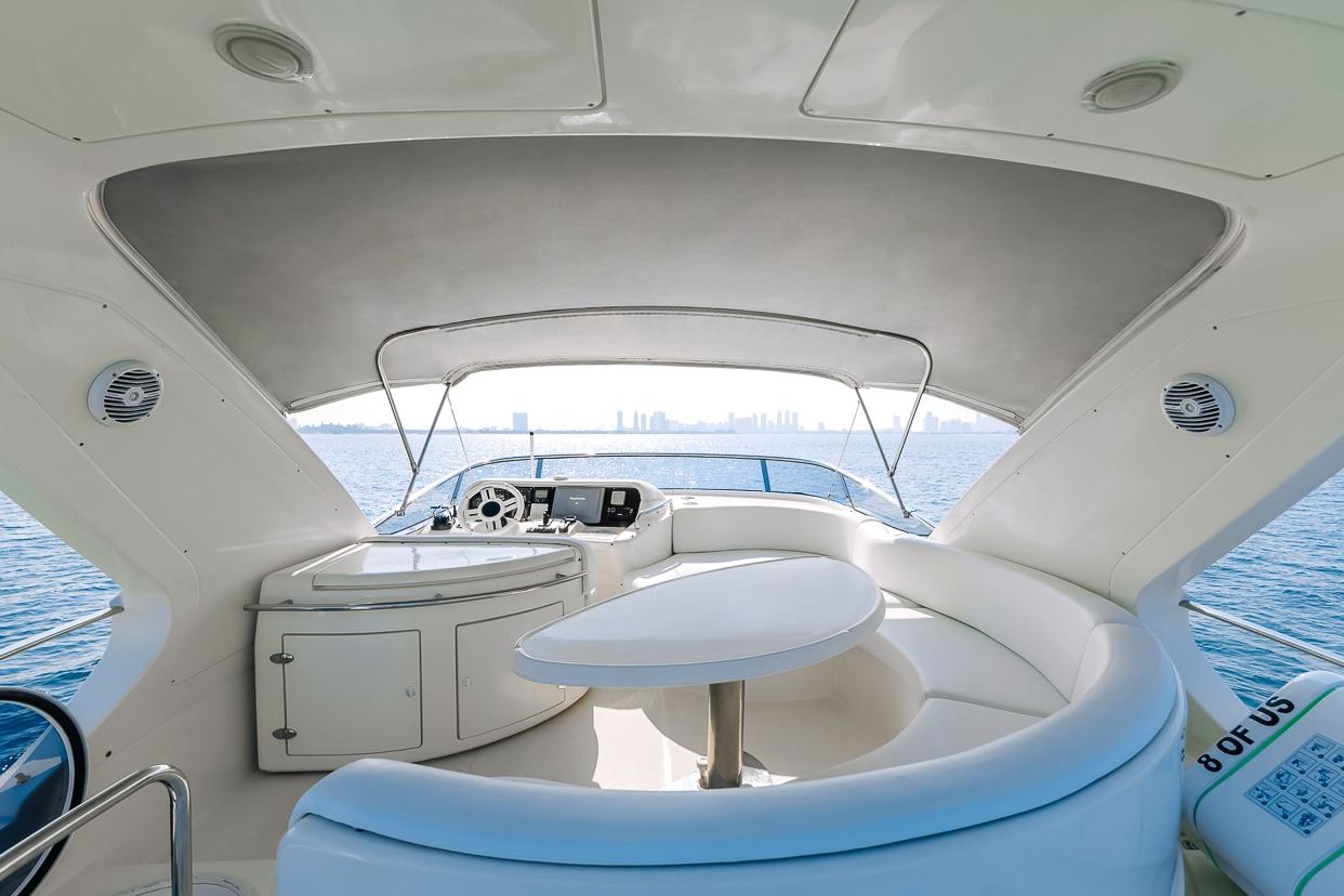 Photo 3 of Azimut 8ofUs