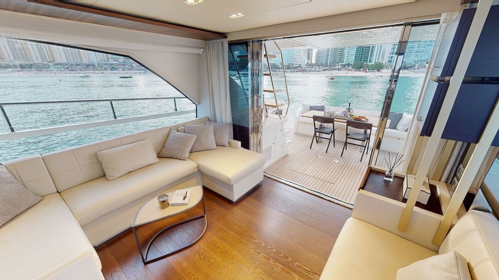 Photo 12 of Ferretti 67 ft