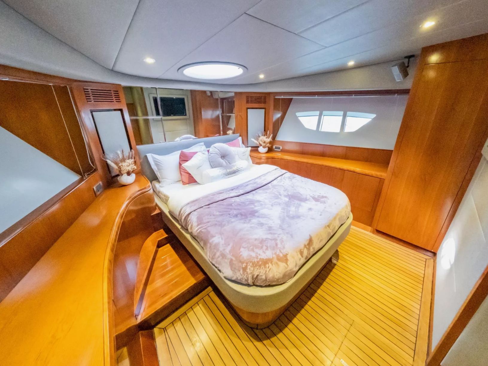 Photo 4 of Azimut Lana